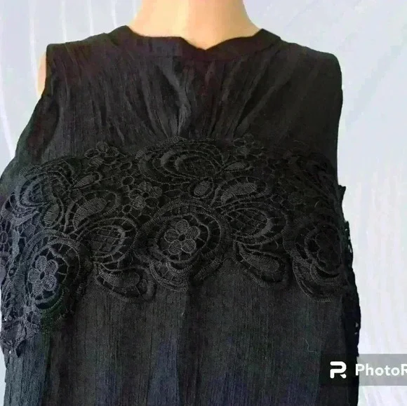 Loralette 2X Black Dress - Picture 2 of 11